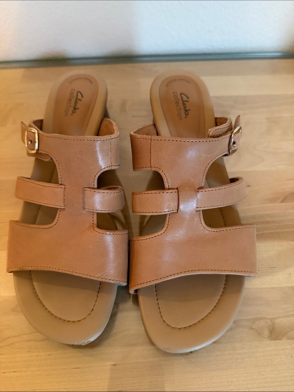 Clarks Cognac Leather Triple-Strap Slide Sandals 9 1/2 wide